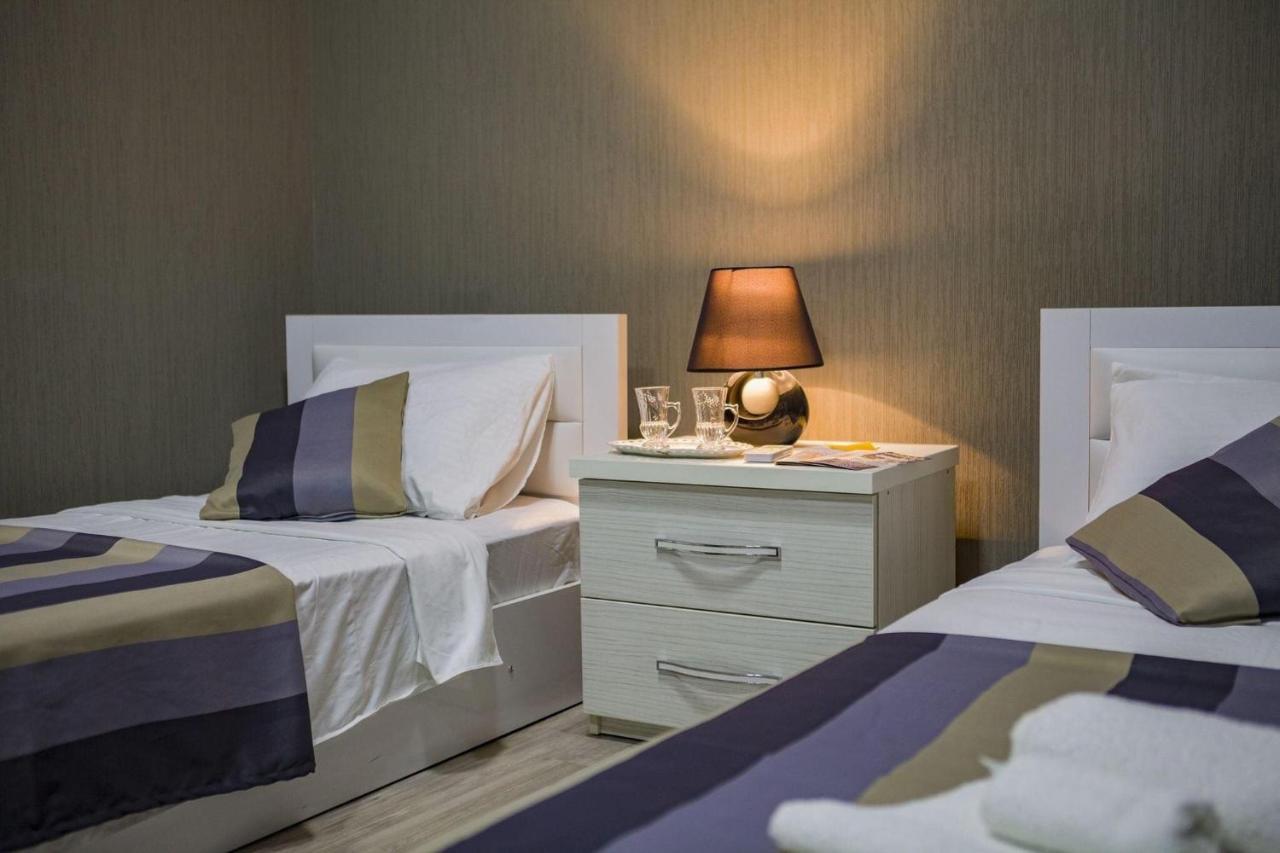 Twins Hotel Tbilisi Ngoại thất bức ảnh